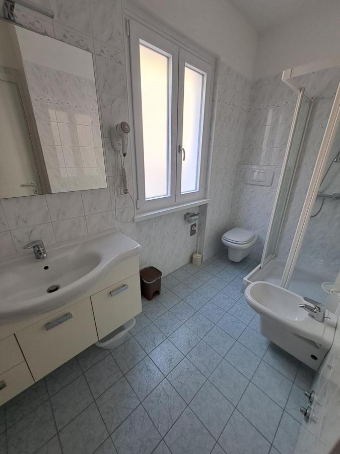 Appartamenti Elisabeth Brenzone sul Garda Eksteriør bilde